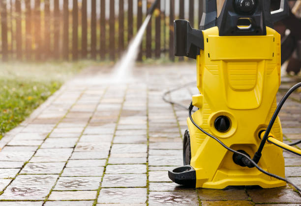 Best Animal Enclosure Cleaning  in Dobbs Ferry, NY